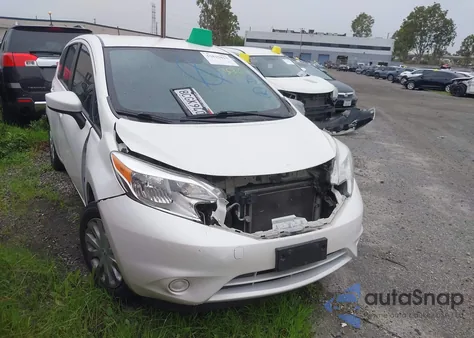 2016 Nissan Versa Note S (Sr)/S Plus/Sl/Sr/Sv z USA, uszkodzony, nr VIN 3N1CE2CP2GL393034